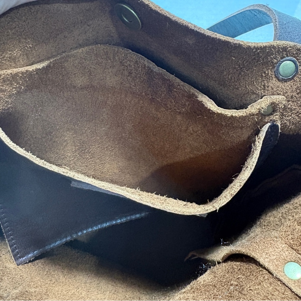 Portland Leather small classic tote - Picture 7 of 11